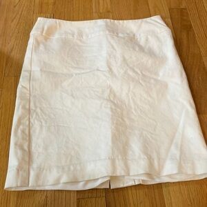 Women’s Christin Michael’s skirt. White. Size 2